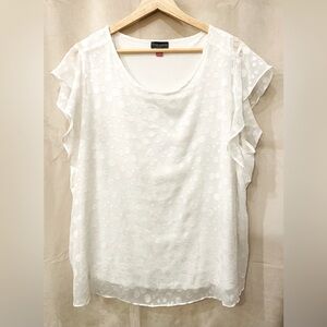 Vince Camuto | Flutter Sleeve Jacquard Dot Shell Blouse | 1X